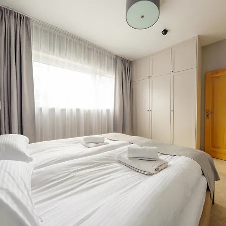 Apartament Akwamaryn *