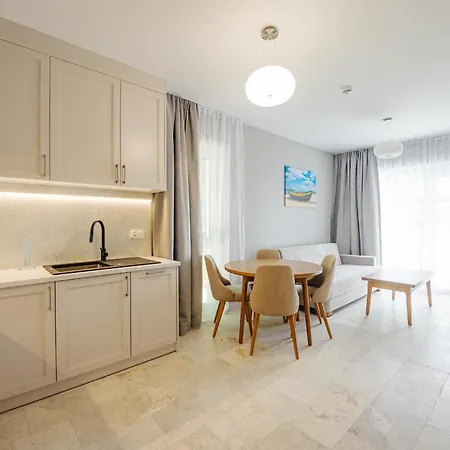 Apartament Akwamaryn *